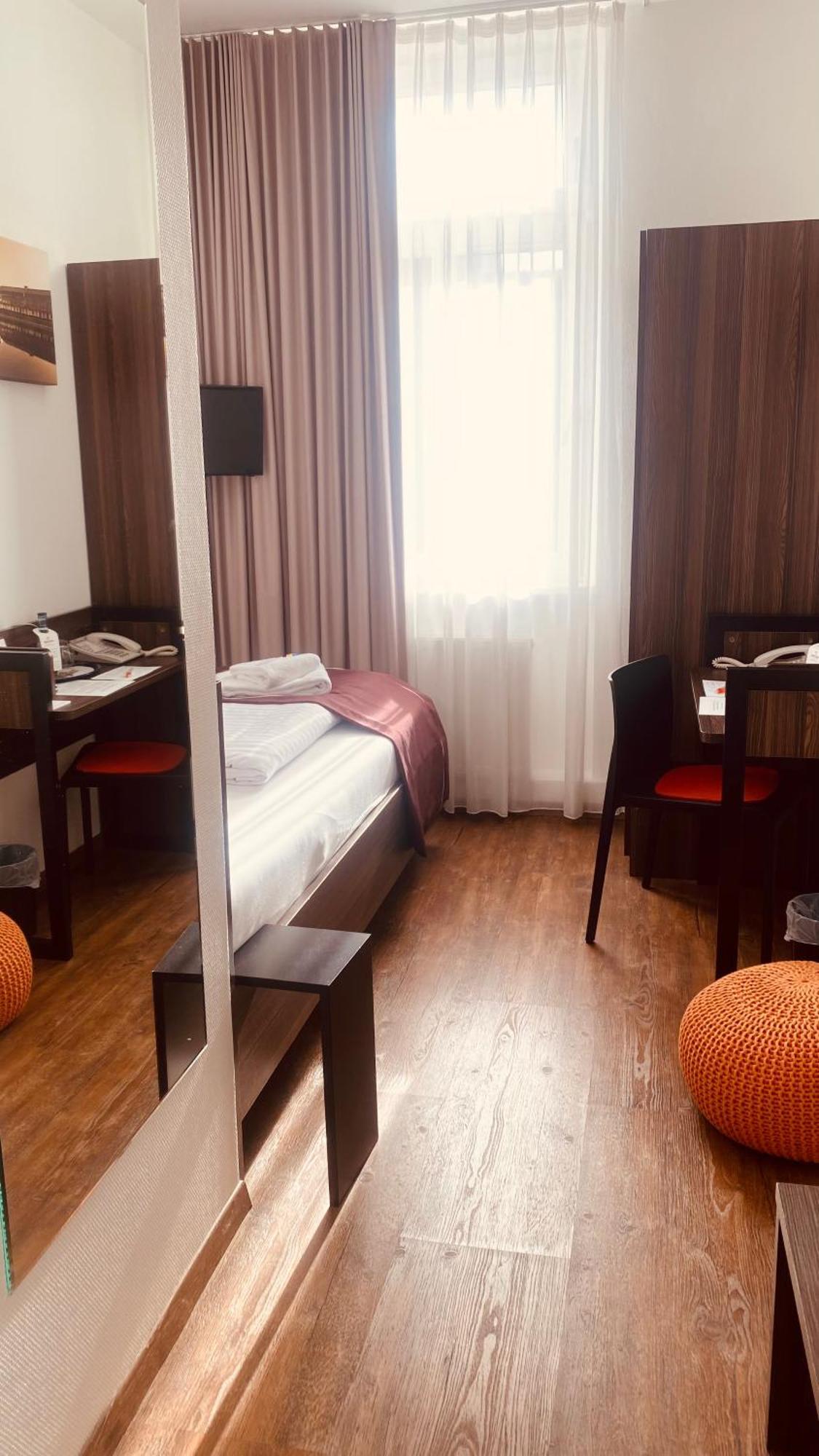 Sevendays Hotel Καρλσρούη Εξωτερικό φωτογραφία